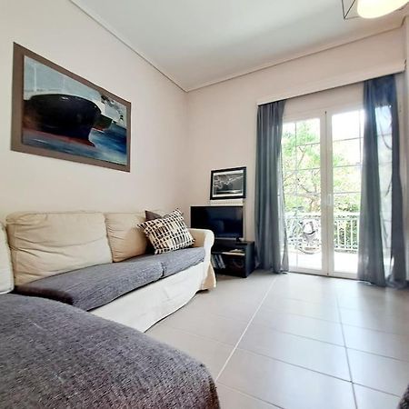 20' From The Airport,20' From The Center Of Athens 아파트 외부 사진